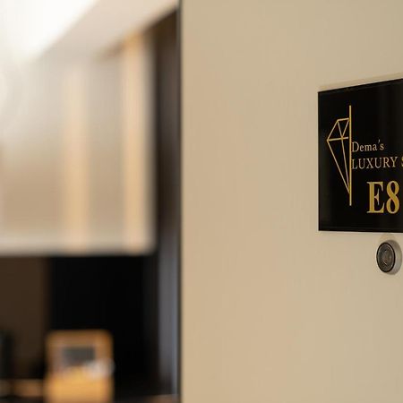 Dema Luxury Suites - Perikleous E8 Athens Exterior photo