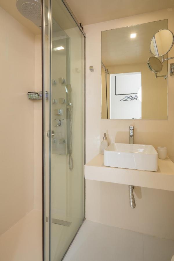 Dema Luxury Suites - Perikleous E8 Athens Exterior photo